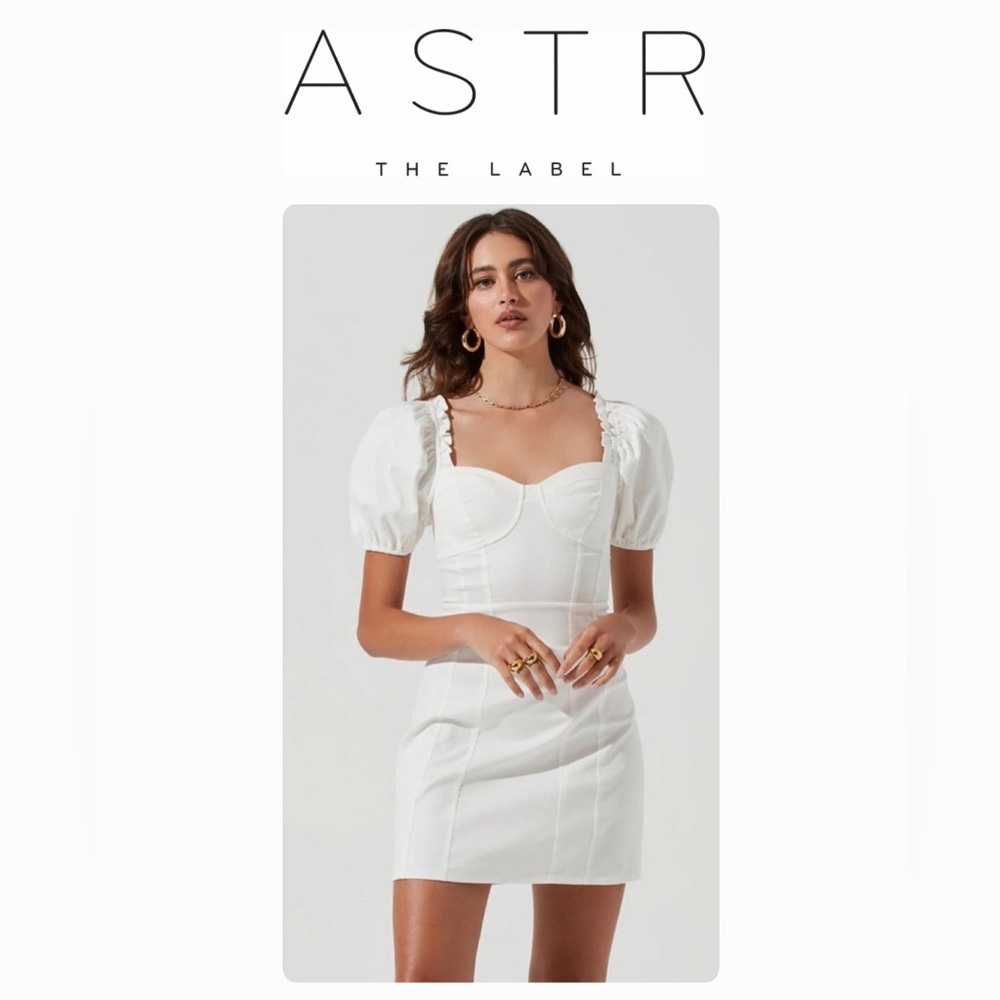 160$ ASTR The Label White Puff Sleeve Dress